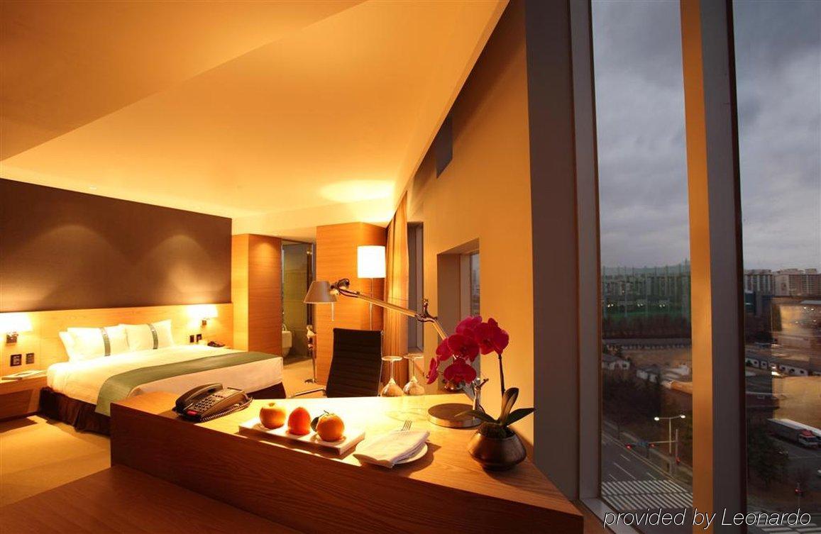 รามาดา พลาซ่า กวางจู Hotel Gwangju Metropolitan City ภายนอก รูปภาพ