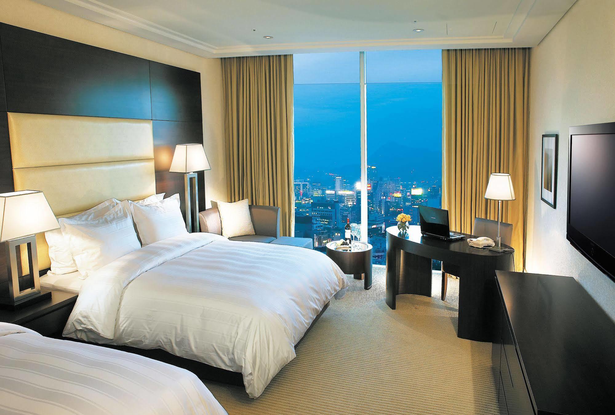 รามาดา พลาซ่า กวางจู Hotel Gwangju Metropolitan City ภายนอก รูปภาพ