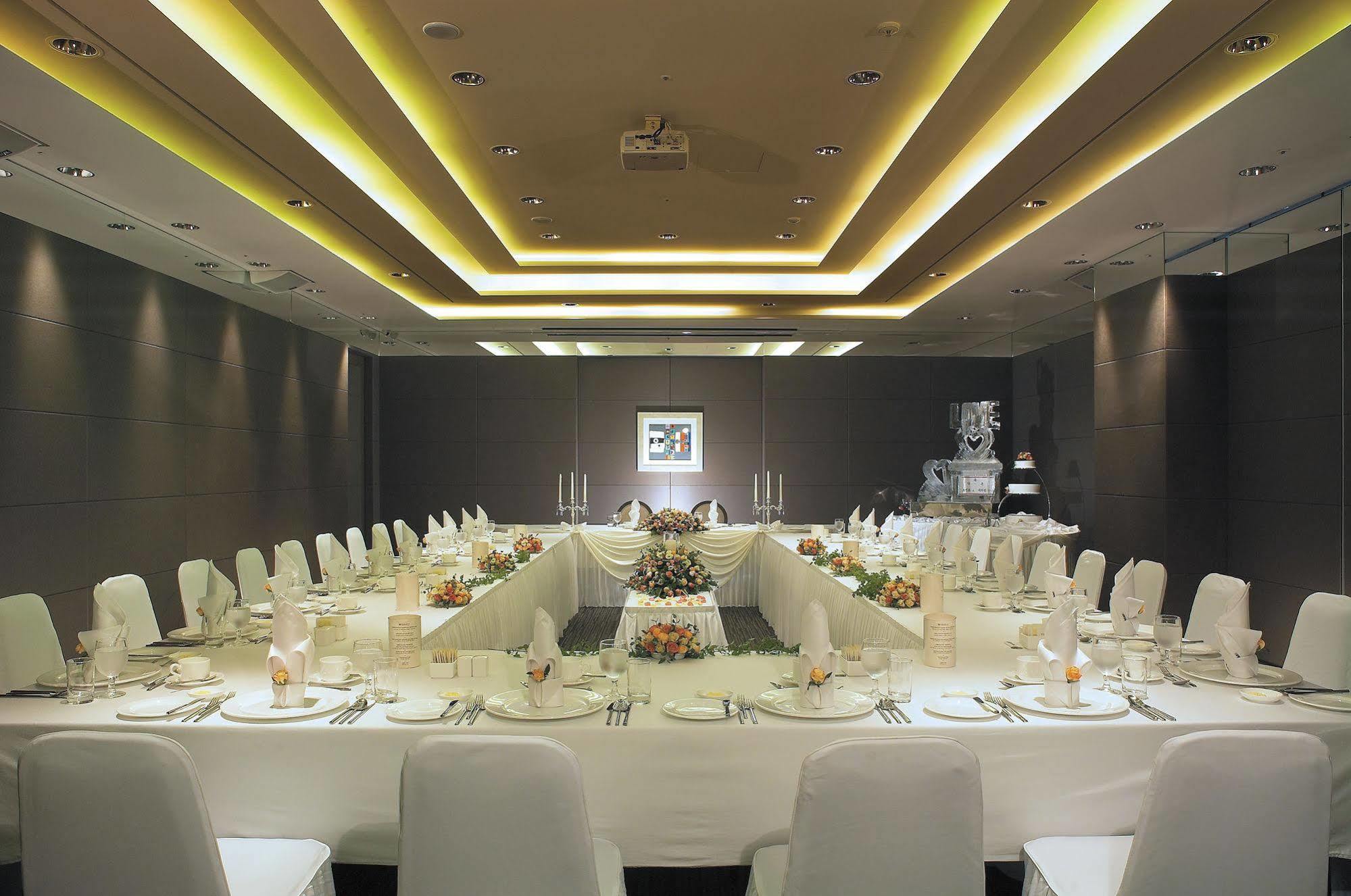 รามาดา พลาซ่า กวางจู Hotel Gwangju Metropolitan City ภายนอก รูปภาพ